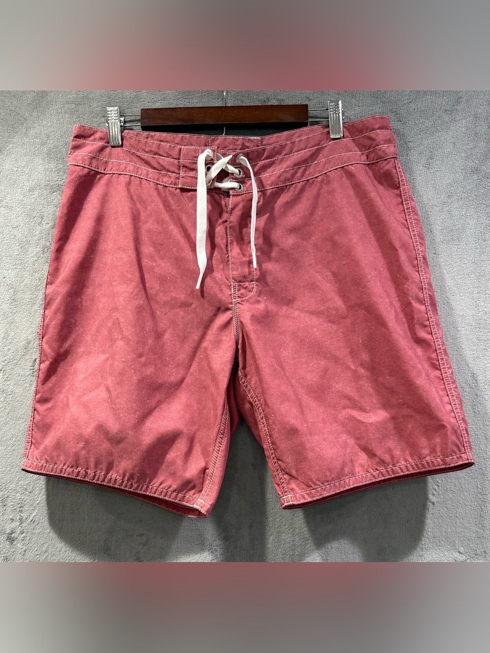Birdwell Beach Britches Mens 35 Rose Board Shorts USA Beach Surfing